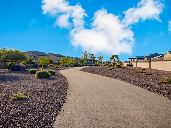 Building Photo - 12395 N Pomeroy Ave