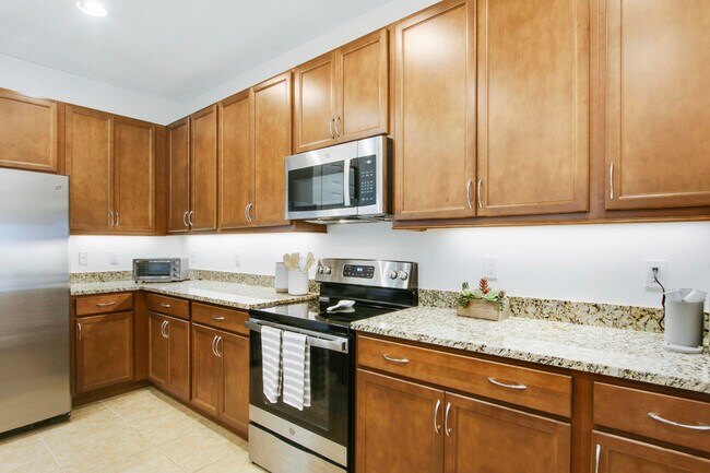 Building Photo - 26156 SW Viterbo Wy