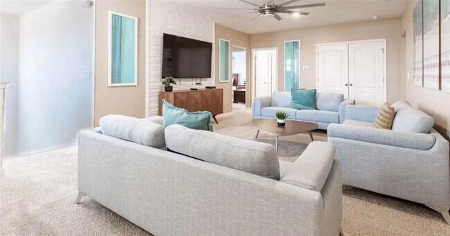 Building Photo - 7572 Oakmoss Loop