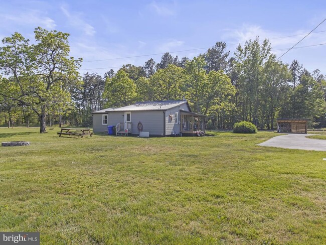 Building Photo - 9505 Lomax Rd