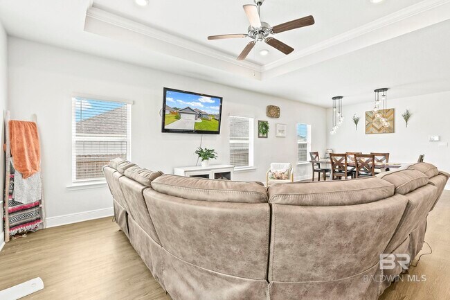 Building Photo - 13164 Shoshoney Cir