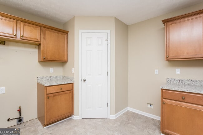 Building Photo - 4352 Conley Landing