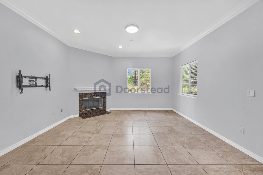 Building Photo - 1200 E Highland Ave