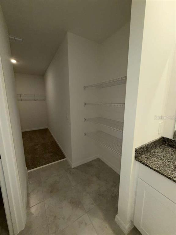 Building Photo - 5501 Clove Row