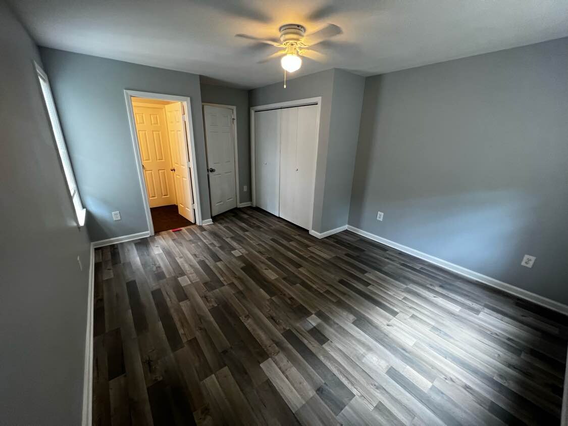 Building Photo - Room in Duplex on Jones Ave NW