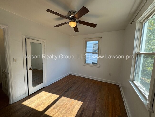 Building Photo - Charming Salem Cape Cod with Loft- Lawn Care Included