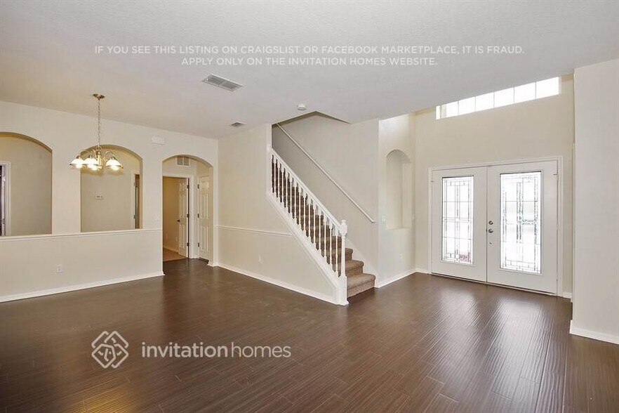 Building Photo - 8954 Vickroy Terrace