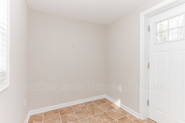 Building Photo - 1559 FORT DUPONT St SE