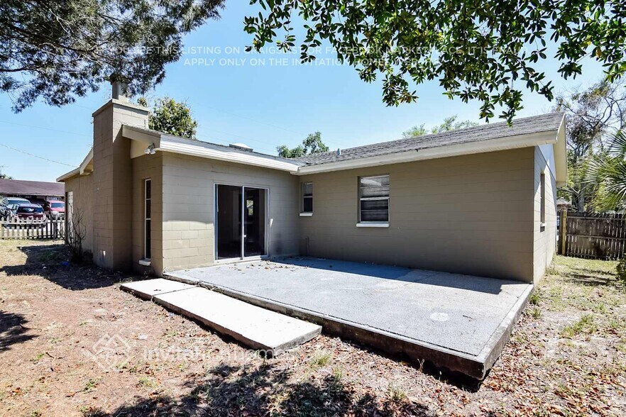 Building Photo - 4606 E Linebaugh Ave.