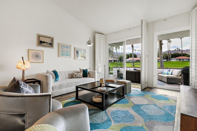 Building Photo - 27 Cll Encinitas