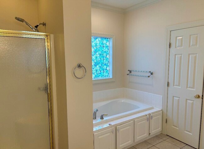 Building Photo - 1507 Cross Breeze Ct