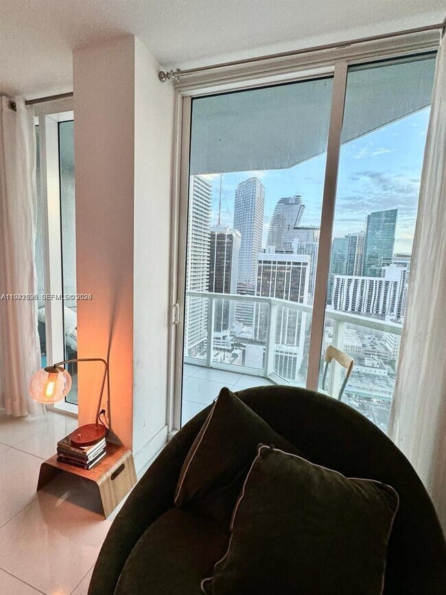 Building Photo - 253 NE 2nd St