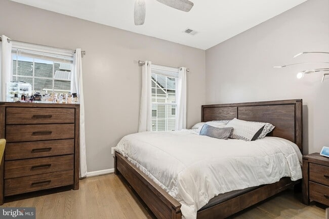 Building Photo - 4285 S Capitol St SW