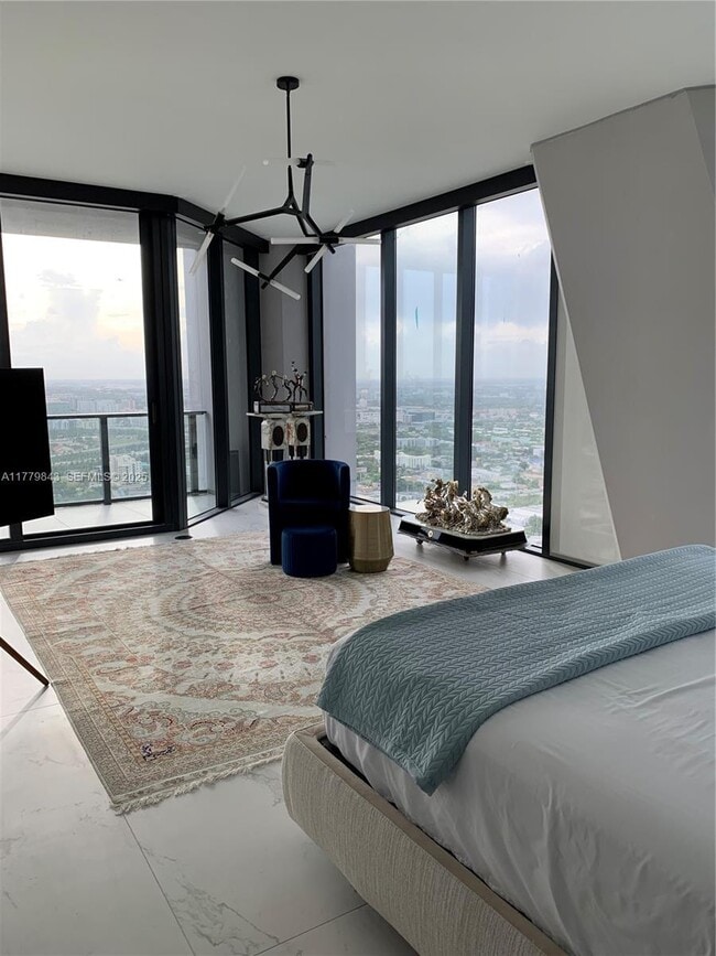 Building Photo - 1000 Biscayne Blvd