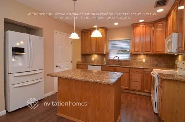Building Photo - 8420 Tupelo Dr