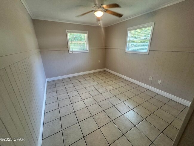 Building Photo - 16238 E Lullwater Dr