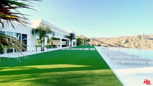 Building Photo - 80 Saddlebow Rd