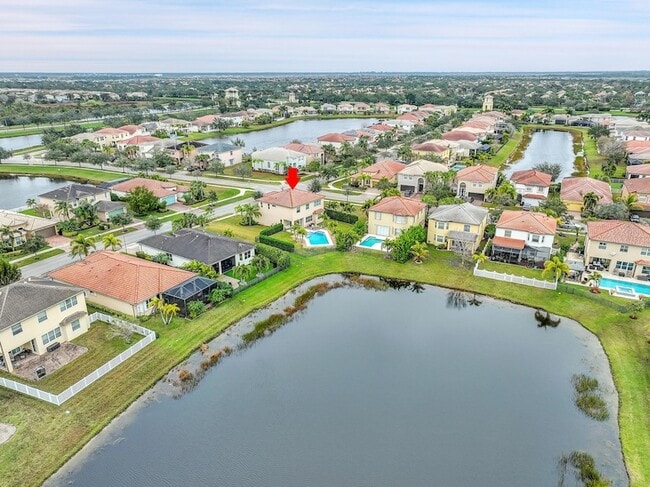 Building Photo - 11240 SW Wyndham Way