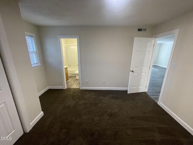 Building Photo - 3535 Ivy Commons Dr