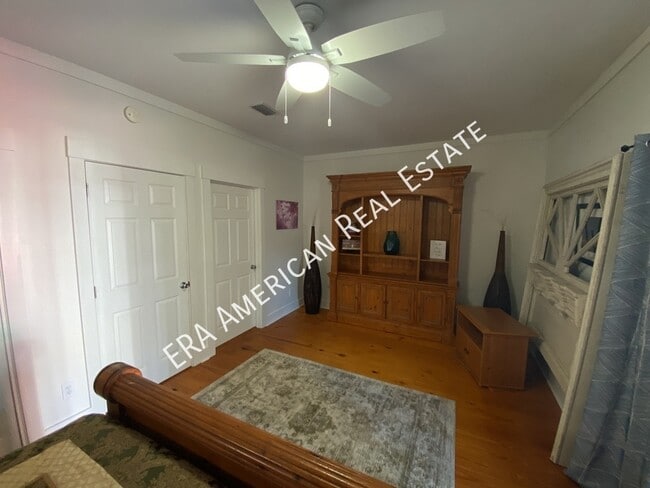 Building Photo - 123 Woody Wagon Way