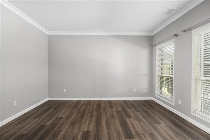 Building Photo - 4220 Hunters Green Way NE