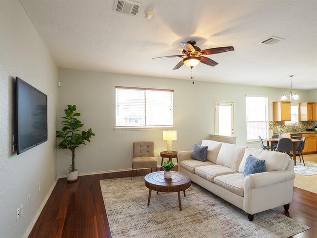 Building Photo - 13504 Richard Nixon St