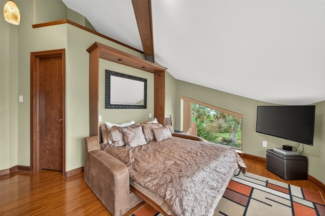 Building Photo - 1623 Lake Arbor Dr