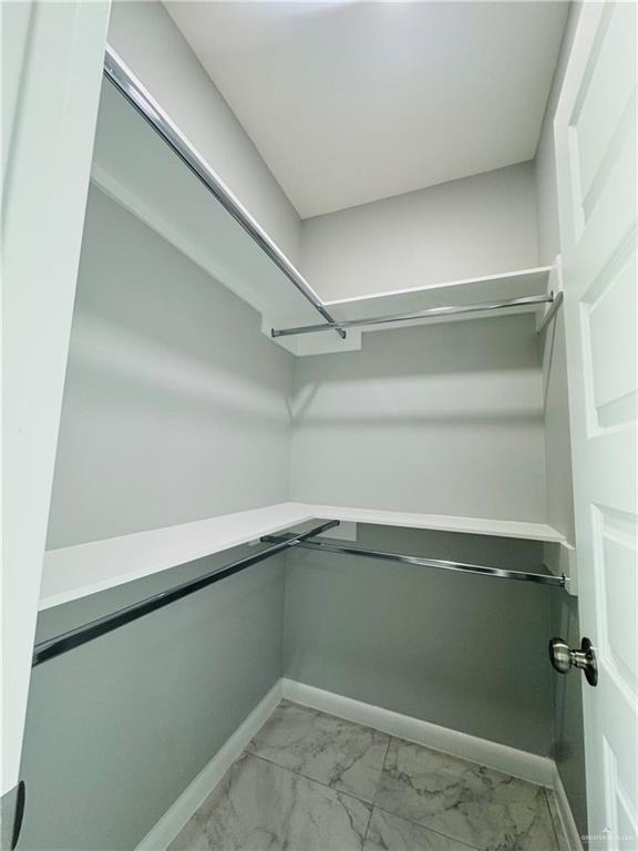 Building Photo - 2108 E Viviana St