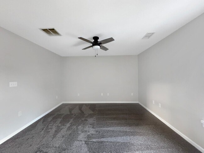 Building Photo - 414 W Fourth Street