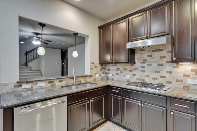 Building Photo - 7308 Bandera Ranch Trail