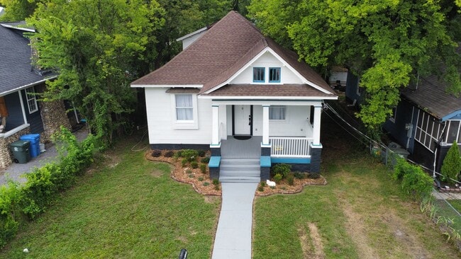 Primary Photo - 2205 Kirby Ave