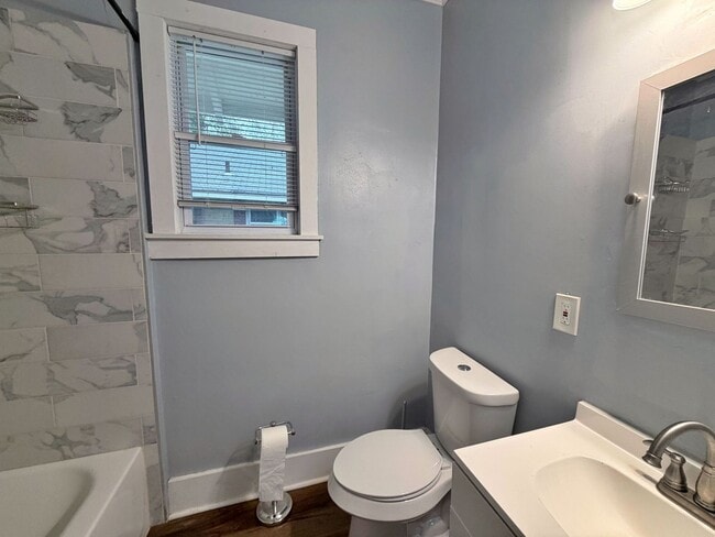 Building Photo - Recently Renovated Brick Home Minutes Away from Crosstown, Midtown, Rhodes & More!