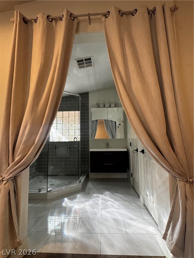 Building Photo - 956 Puerta Del Sol Dr