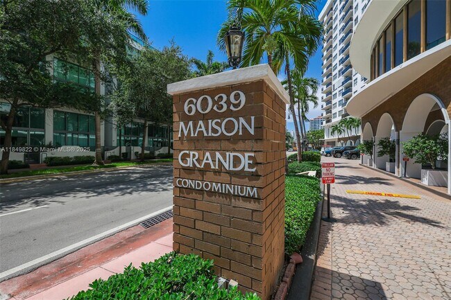 Building Photo - 6039 Collins Ave