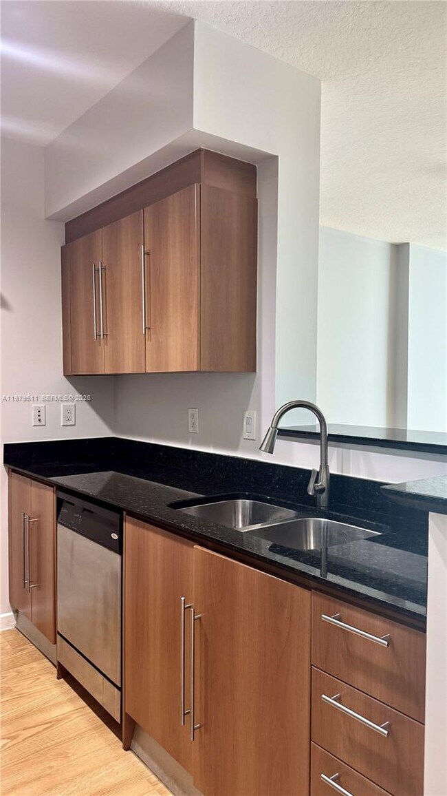 Building Photo - 325 S Biscayne Blvd