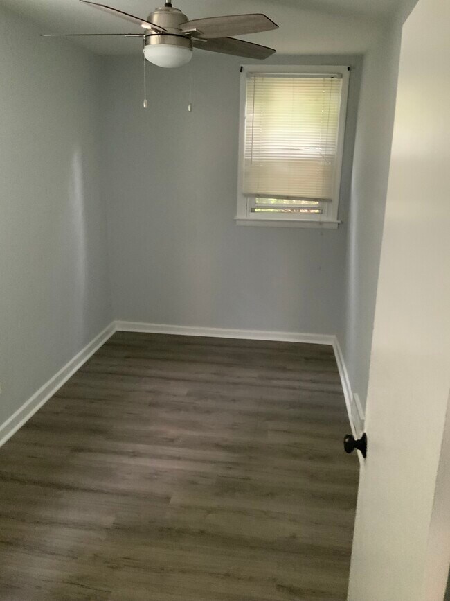 Building Photo - Princeton Ave