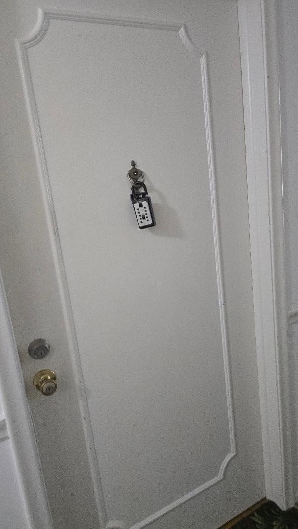 Building Photo - 1821 NE 62nd St