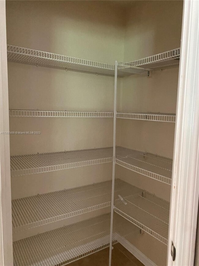 Building Photo - 13755 SW 48th Ct