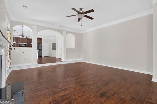 Building Photo - 2210 Apple Orchard Way