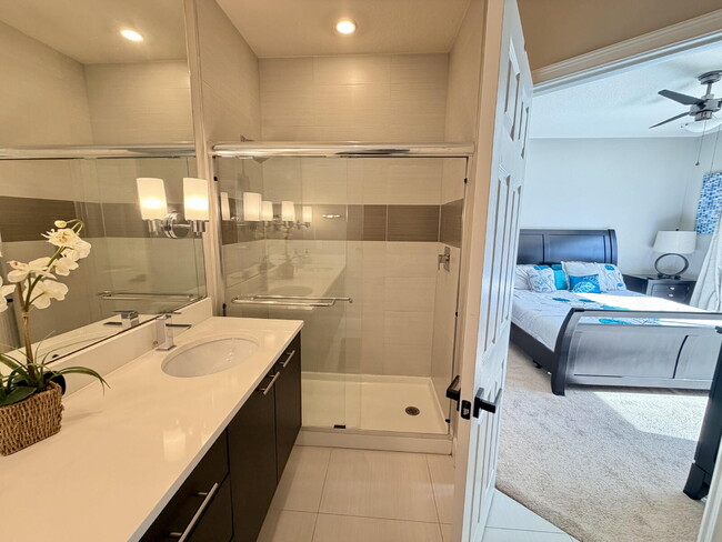 Building Photo - Furnished 3BR Townhome in Clermont