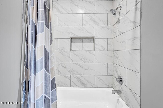 Building Photo - 12088 Lamey Brg Rd