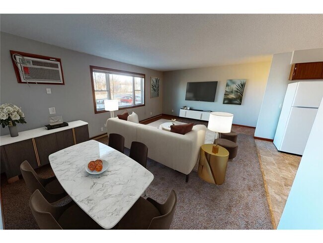 Building Photo - 102 Lake Ave S