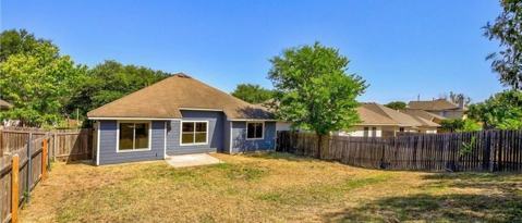 Building Photo - 1617 Diana Dr