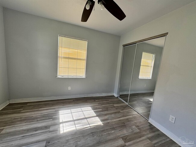 Building Photo - 6130 Syrcle Ave
