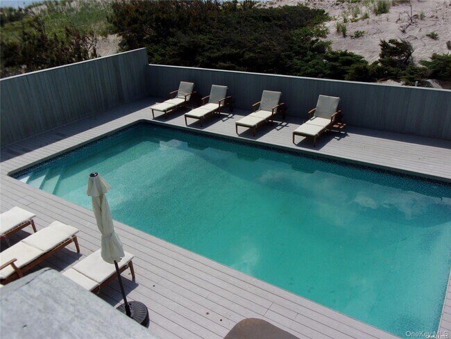 Building Photo - 23 Dune Rd