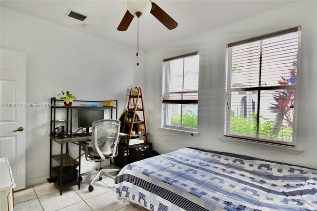 Building Photo - 11020 NW 48th Terrace