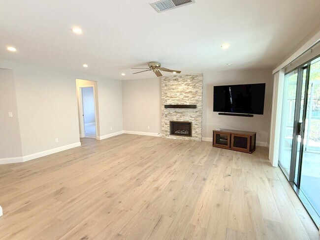 Building Photo - Spectacular Anderson Ranch Beauty Backing to Open Space !