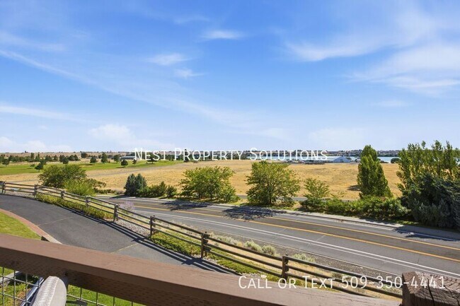 Building Photo - 6432 Melby Way NE