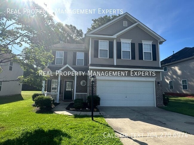 Primary Photo - 14221 Lake Crossing Dr