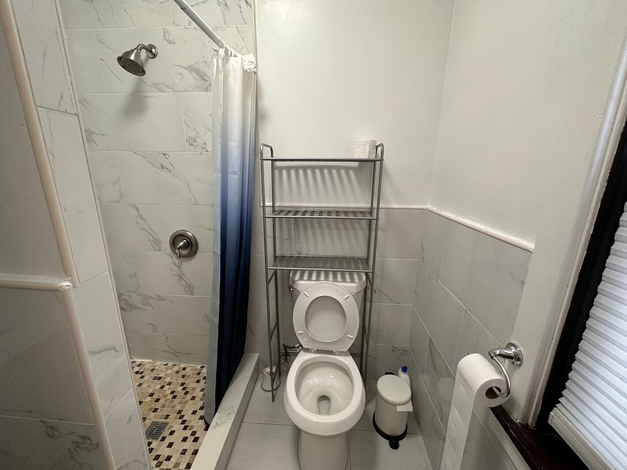 Building Photo - 2019 Wightman St